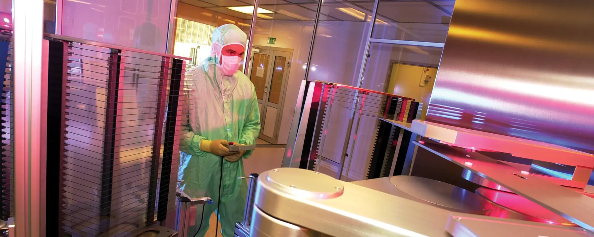 High volume cleanroom High volume cleanroom