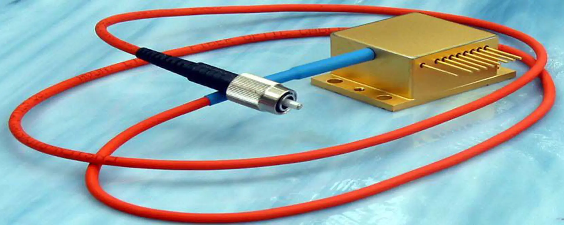 High heat load fibre-coupled laser diode