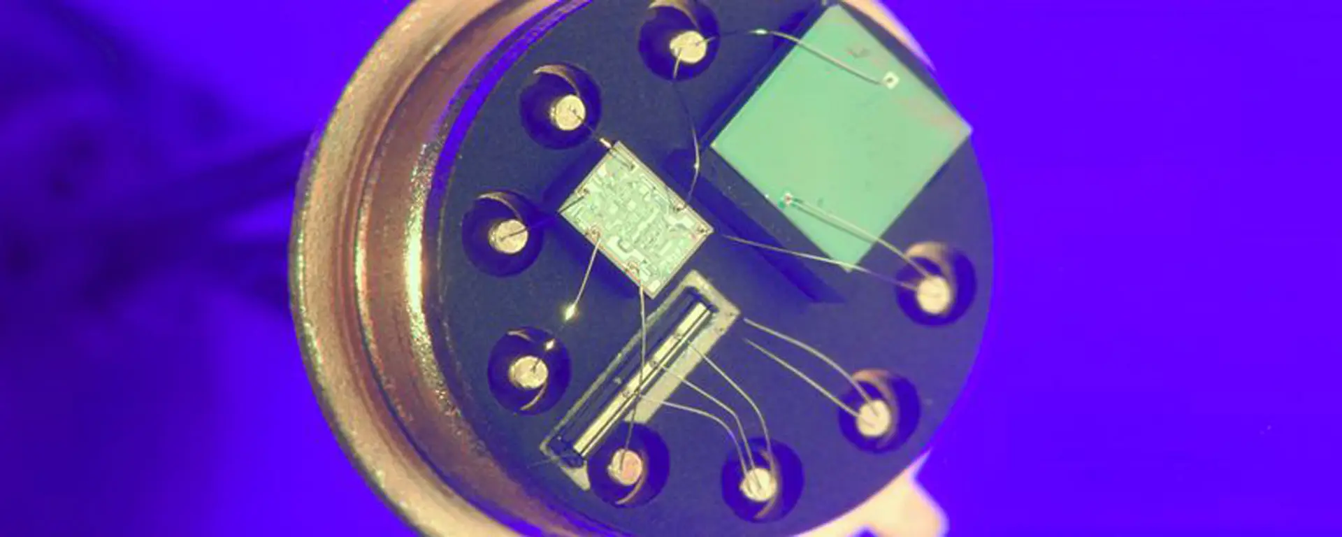 TO-header with detector, LED array and ASIC TO-header with detector, LED array and ASIC